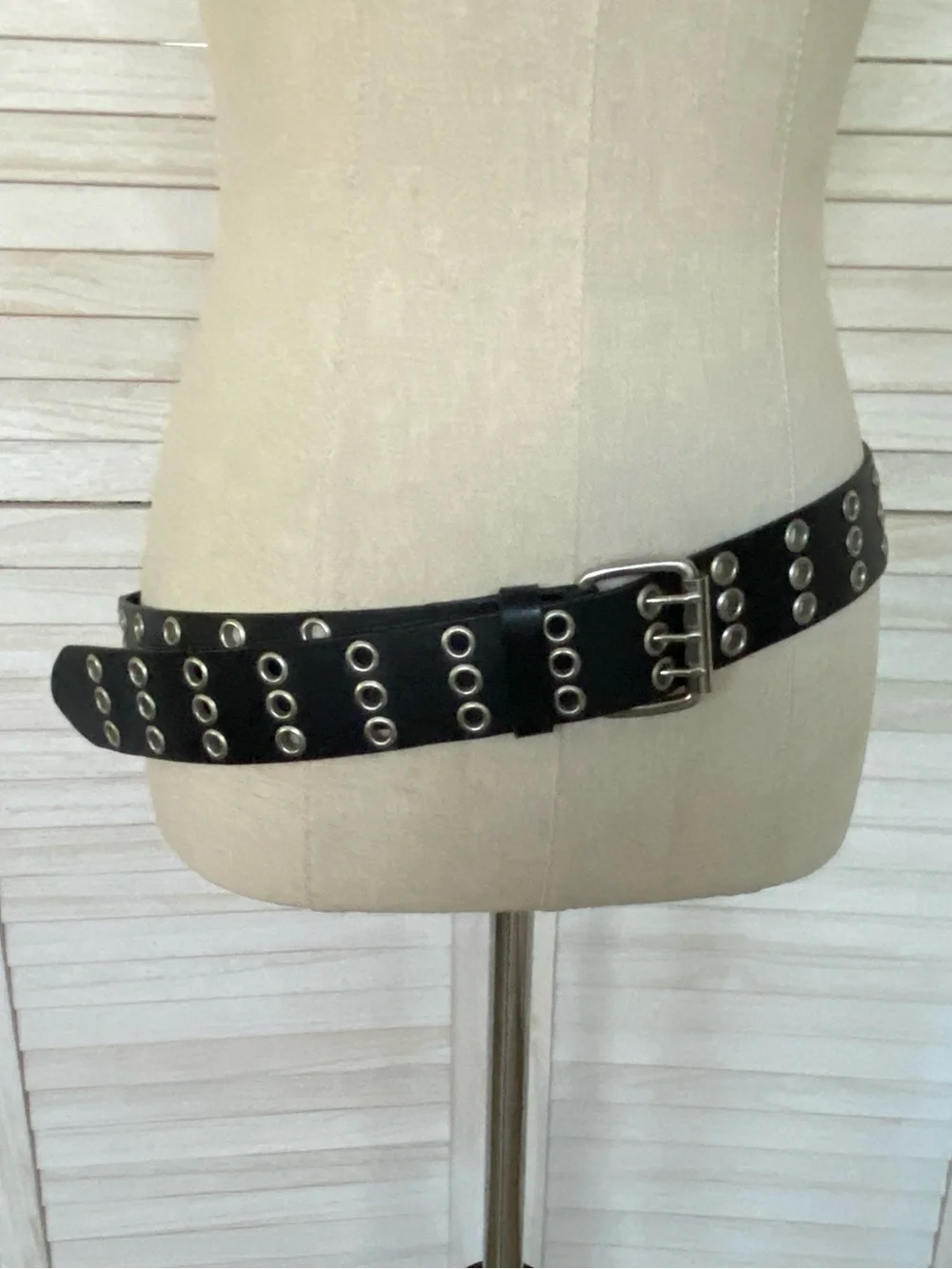 Black Triple Row Grommet Leather Belt  SZ XL Edgy